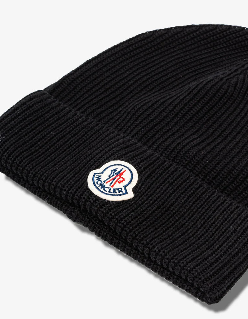 M Beanie Black
