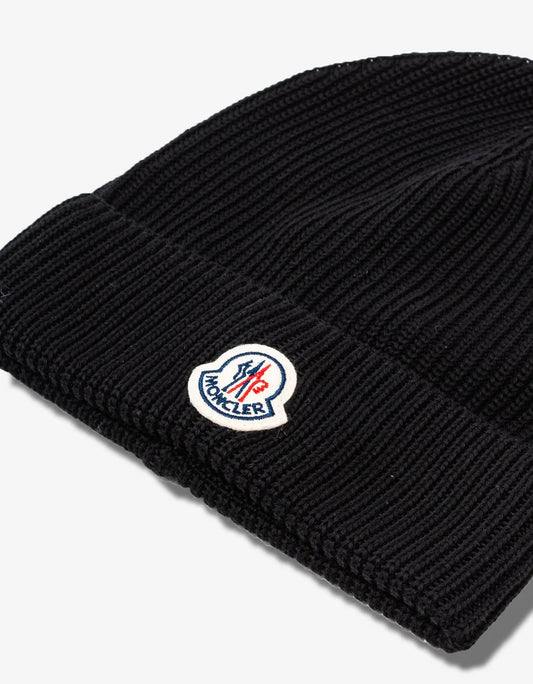 M Beanie Black